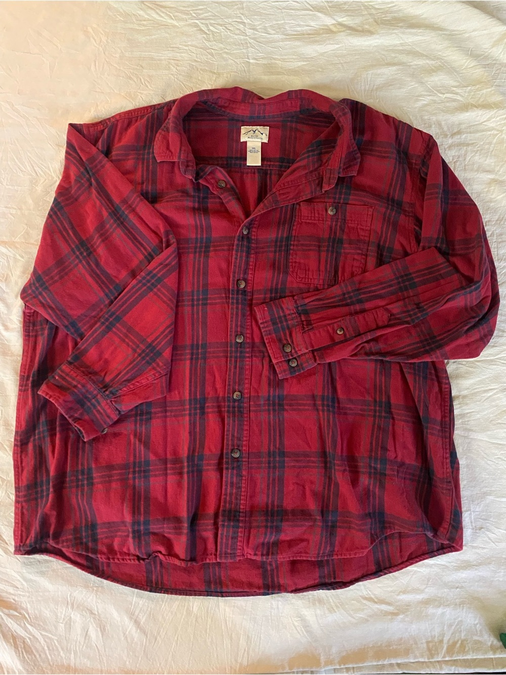 Men's Red Plaid Long-Sleeve Button-Down Shirt